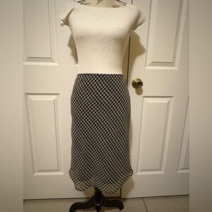 Express black and white skirt